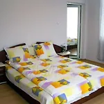 Hotel Family Velevi 2*