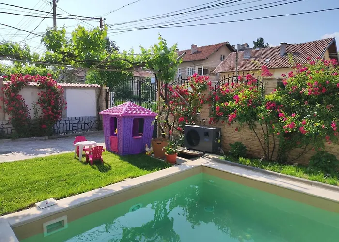 Family Velevi 2* Welingrad